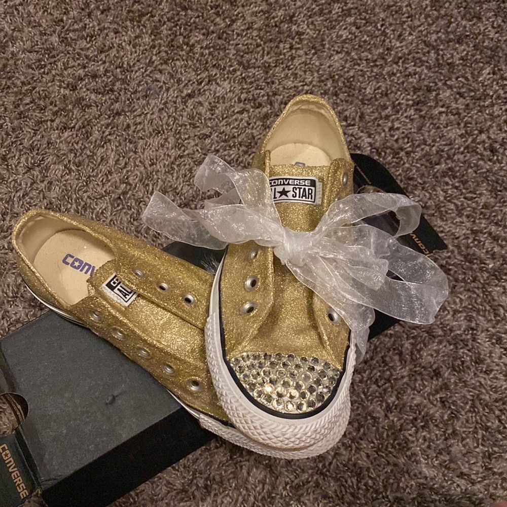 Women's Converse - Low tops